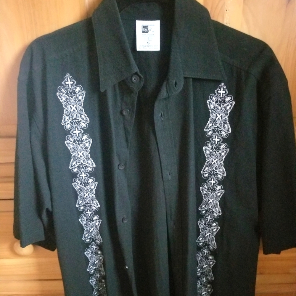 XL Mr.Buho camp shirt NWOT